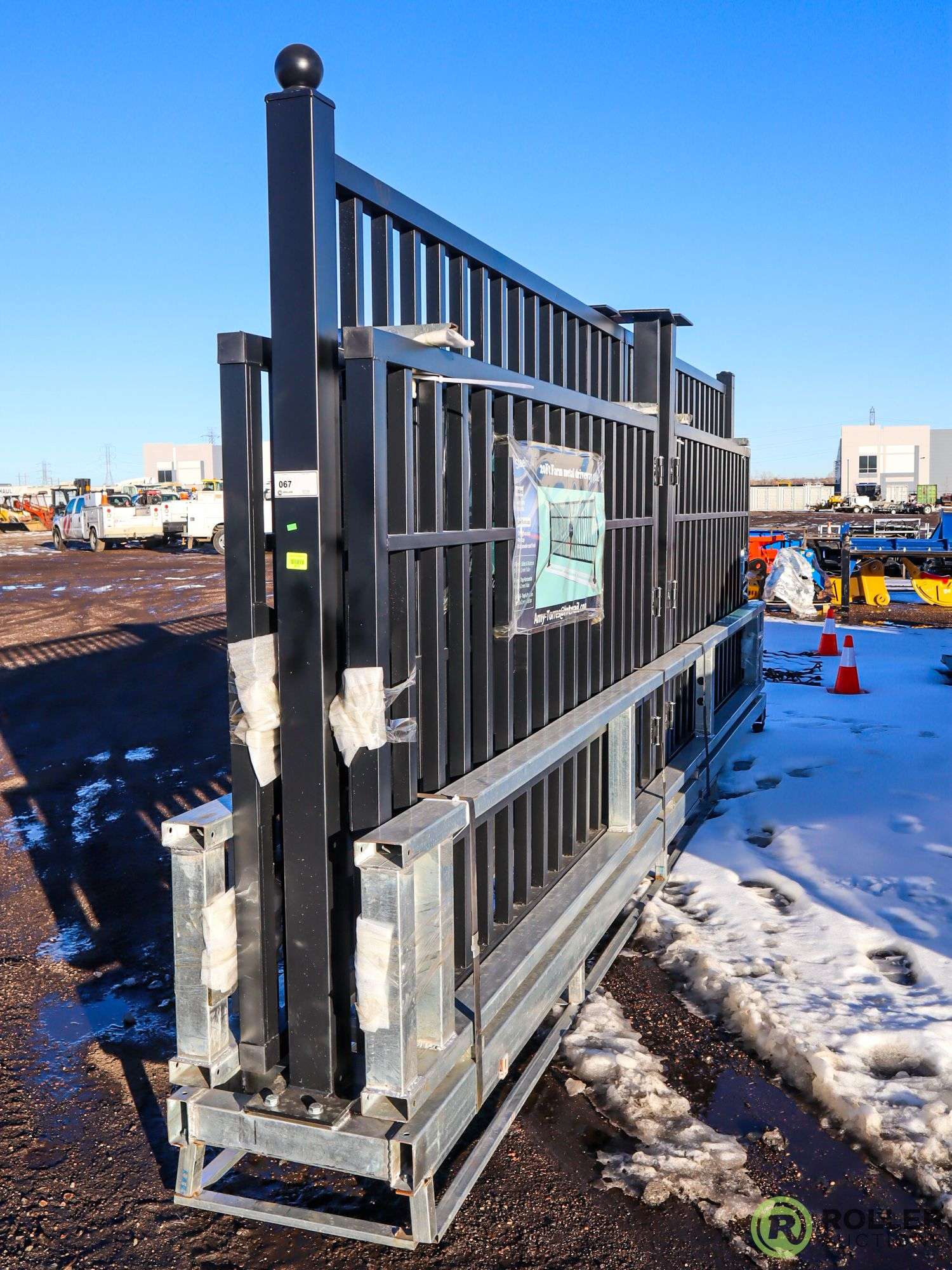 [BARGAIN]20ft Farm Metal Driveway Gate