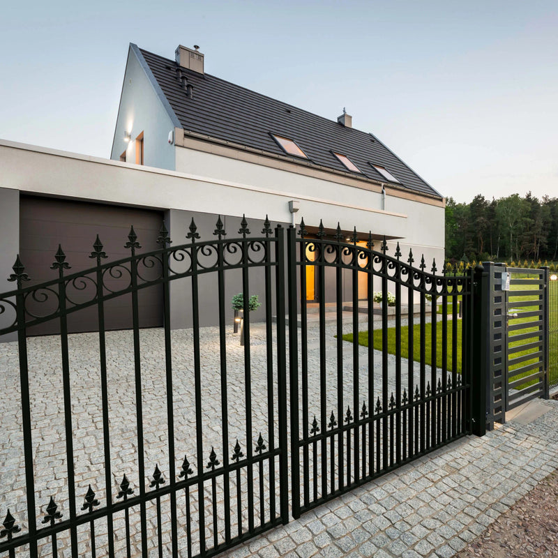 18'x6' Steel Dual Swing Driveway Gate - PRAGUE Style